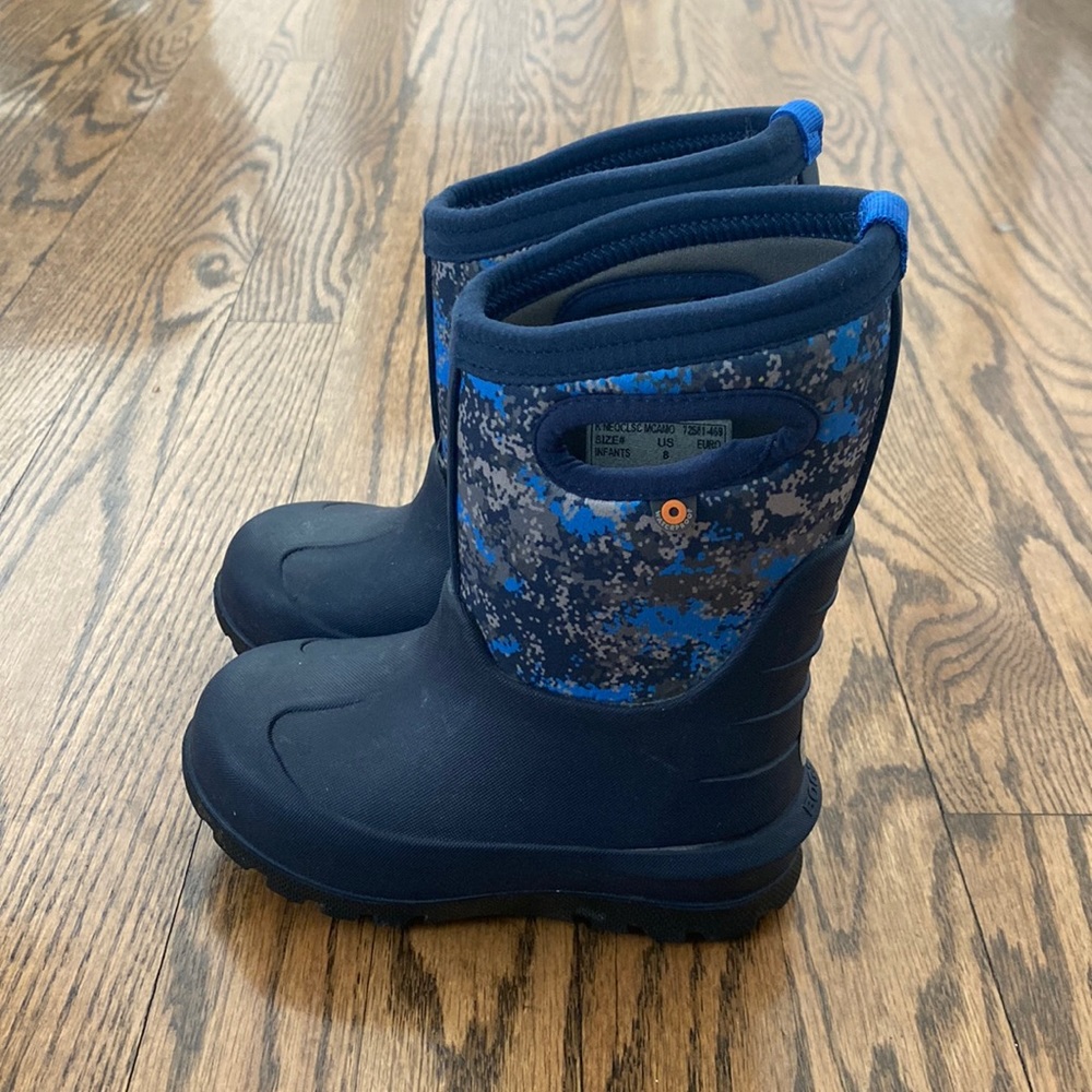 Neo-Classic Micro Camo Insulated Boots